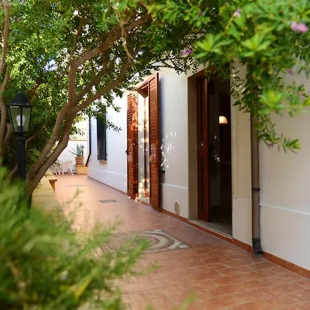 With One Bedroom In With Furnished Balcony And Wifi 3 Km From The Beach * Scanzano Jonico