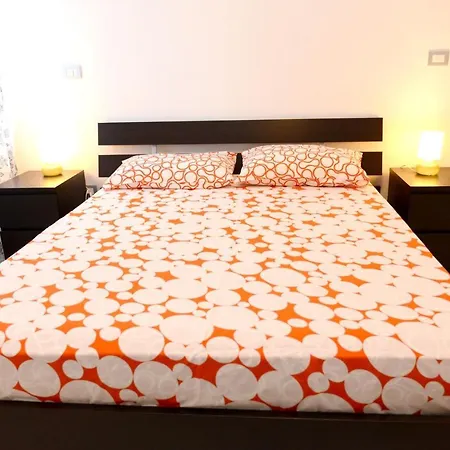شقة With One Bedroom In With Furnished Balcony And Wifi 3 Km From The Beach