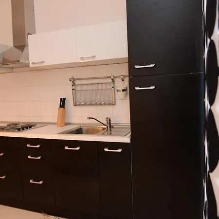 With One Bedroom In With Furnished Balcony And Wifi 3 Km From The Beach Daire